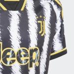 Juventus FC Home Fußballtrikot KIDS kurze Ärmel Weiß Schwarz 2023 24