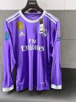 Real Madrid Fußballtrikot Cristiano Ronaldo 7 CR7 Auswärtsfinale UEFA CHAMPIONS LEAGUE Cardiff 2017 Lila Langarm Vintage