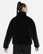 Ventes et remises sur l'achat de <strong>Nike SWOOSH Sherpa Fur Women's Jacket Coat Black</strong> , en couleur noire en promotion