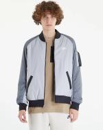 Nike Sportswear Essentials – Isolierte, gewebte Wendbare Bomberjacke in Grau